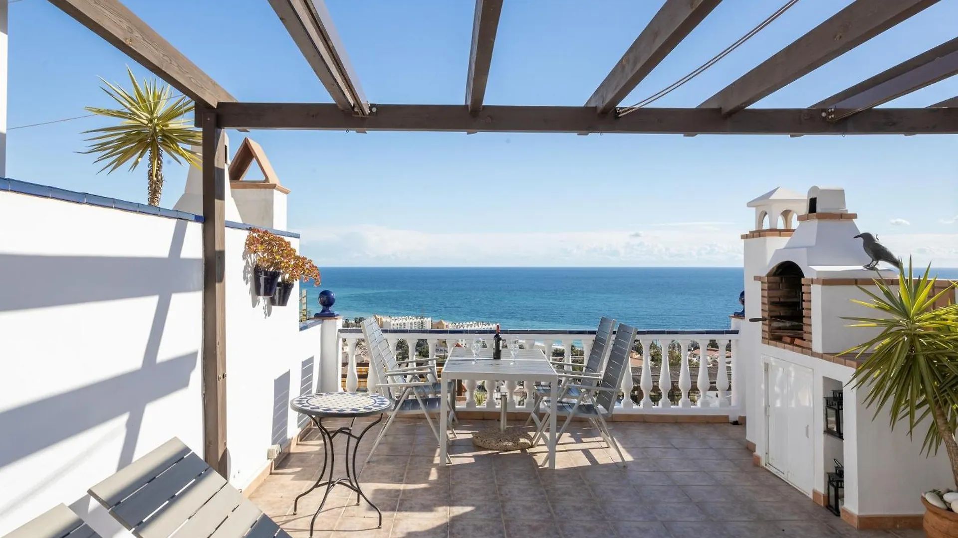 Plaza Cadiz 10 Villa Nerja Spain