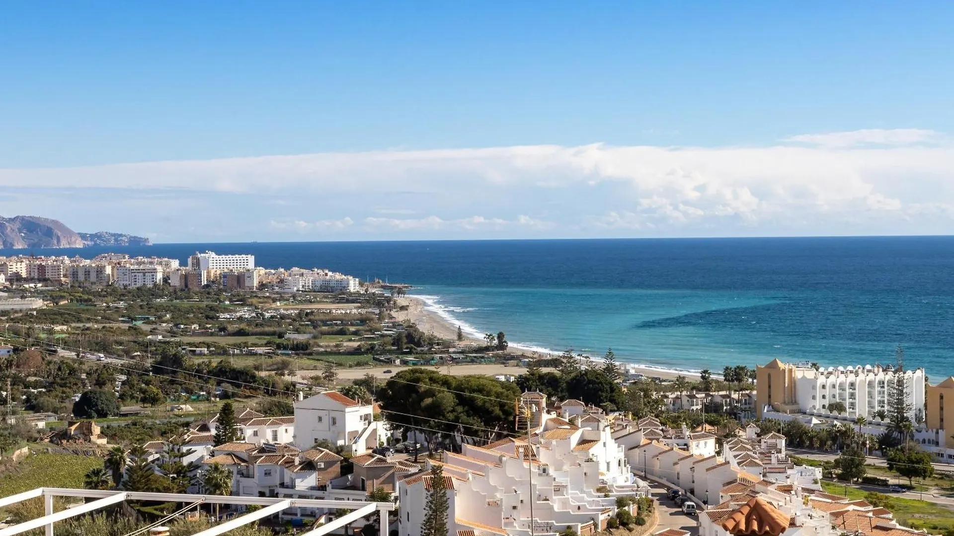 Plaza Cadiz 10 Villa Nerja