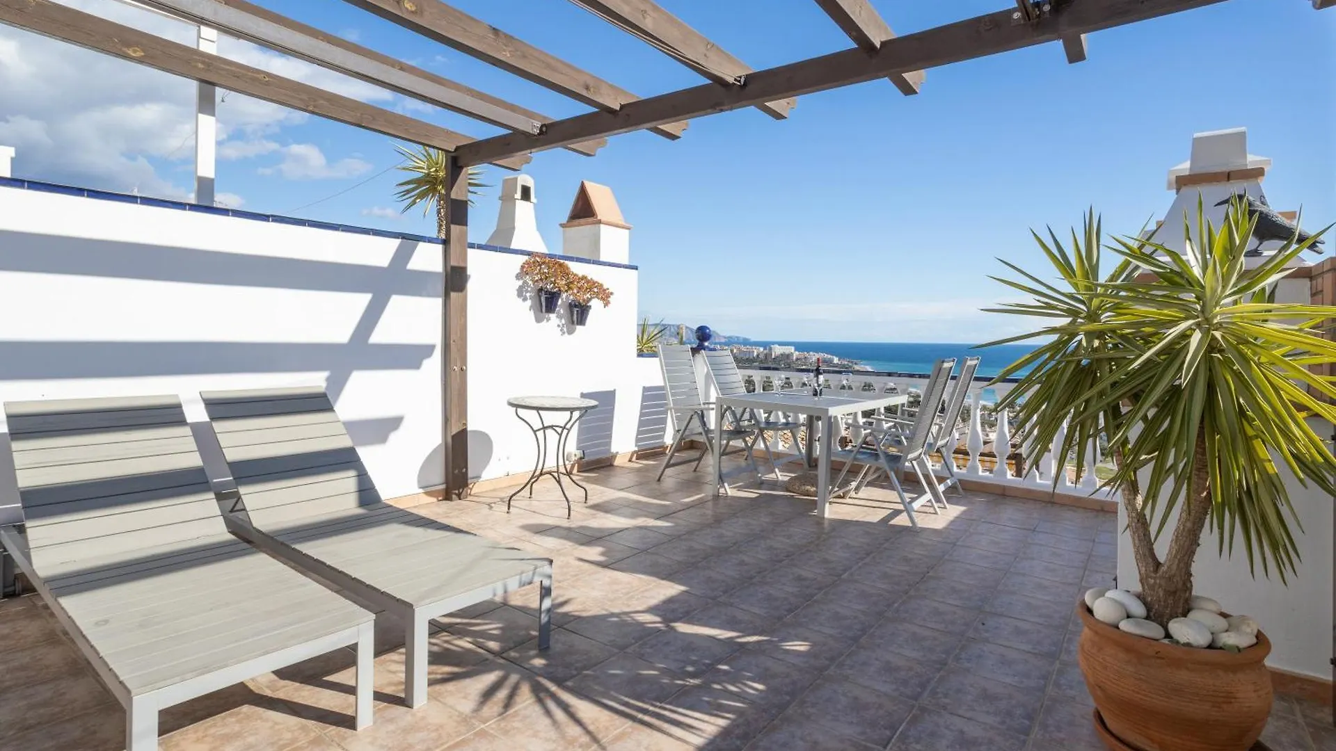 Plaza Cadiz 10 Villa Nerja