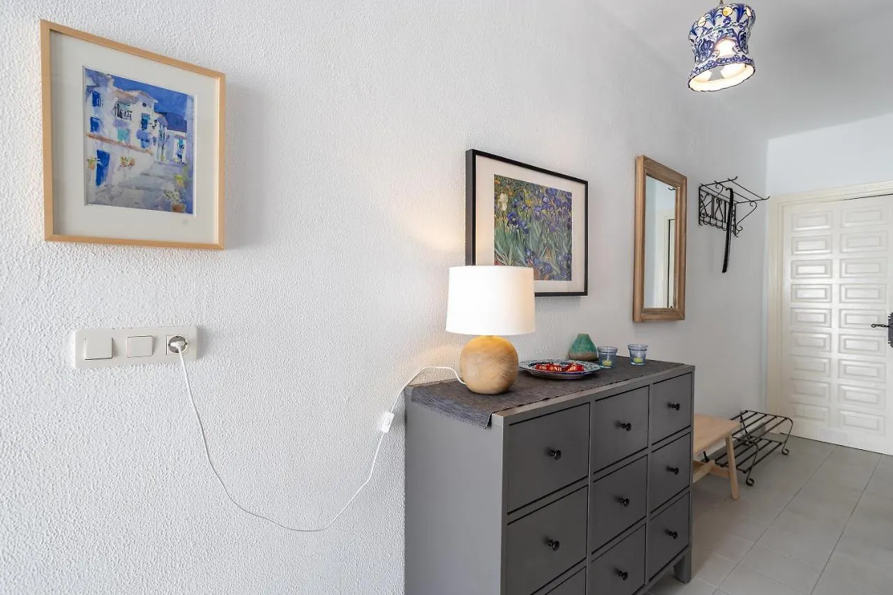 Plaza Cadiz 10 Villa Nerja